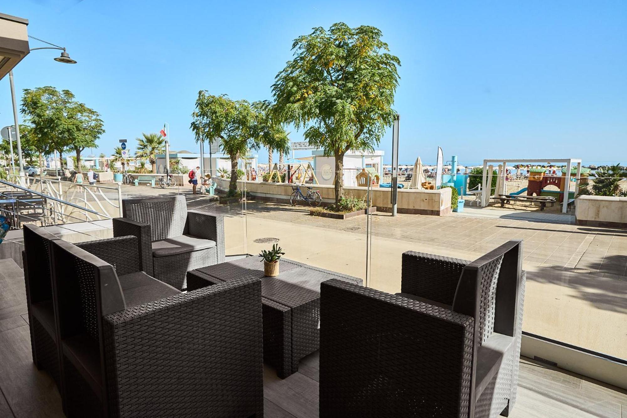Hotel Piccadilly Bellaria-Igea Marina Esterno foto