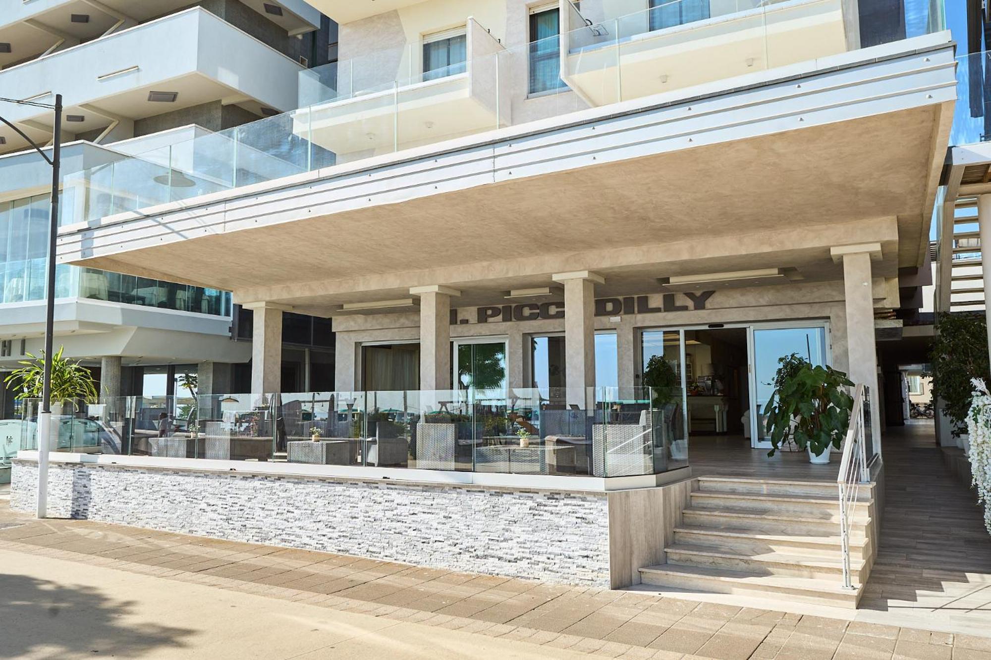 Hotel Piccadilly Bellaria-Igea Marina Esterno foto