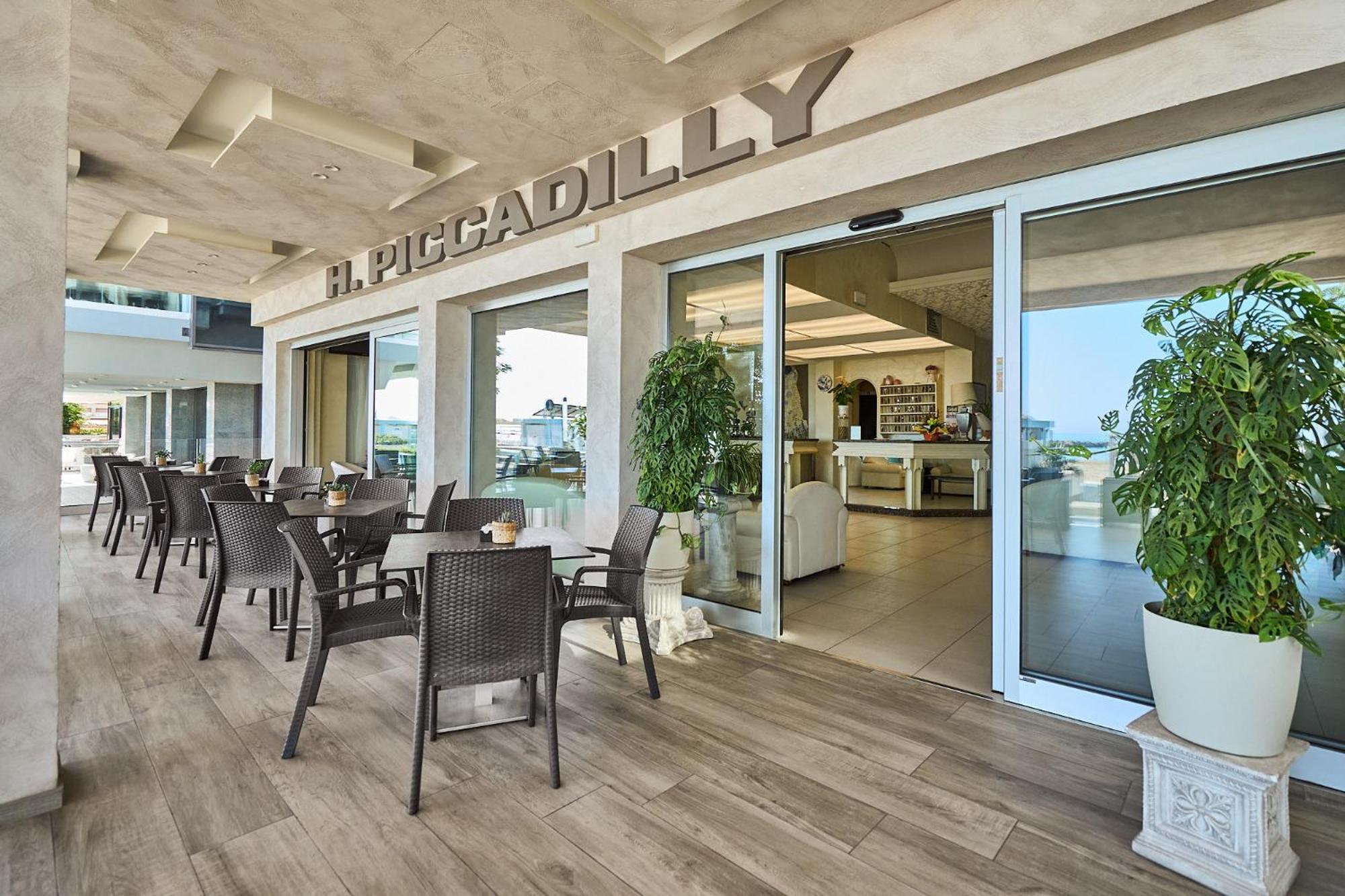 Hotel Piccadilly Bellaria-Igea Marina Esterno foto