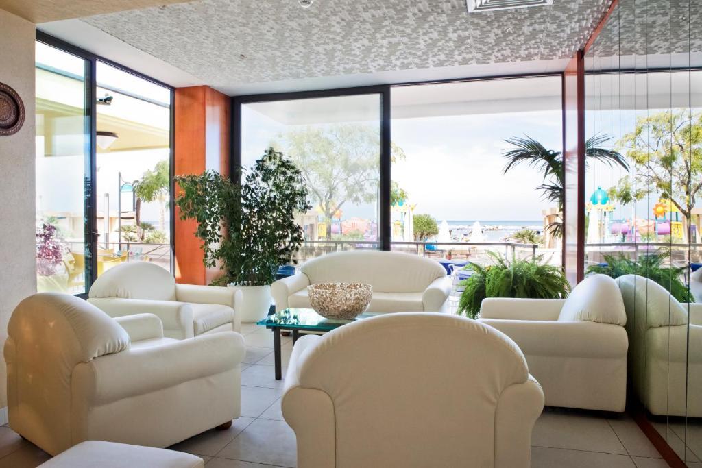 Hotel Piccadilly Bellaria-Igea Marina Esterno foto