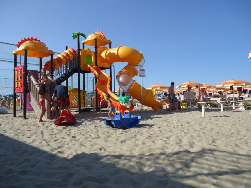 Hotel Piccadilly Bellaria-Igea Marina Esterno foto